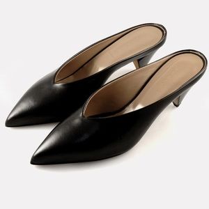 ALUMNAE KITTEN HEEL POINT TOE MULE BLACK NAPPA, NWT
